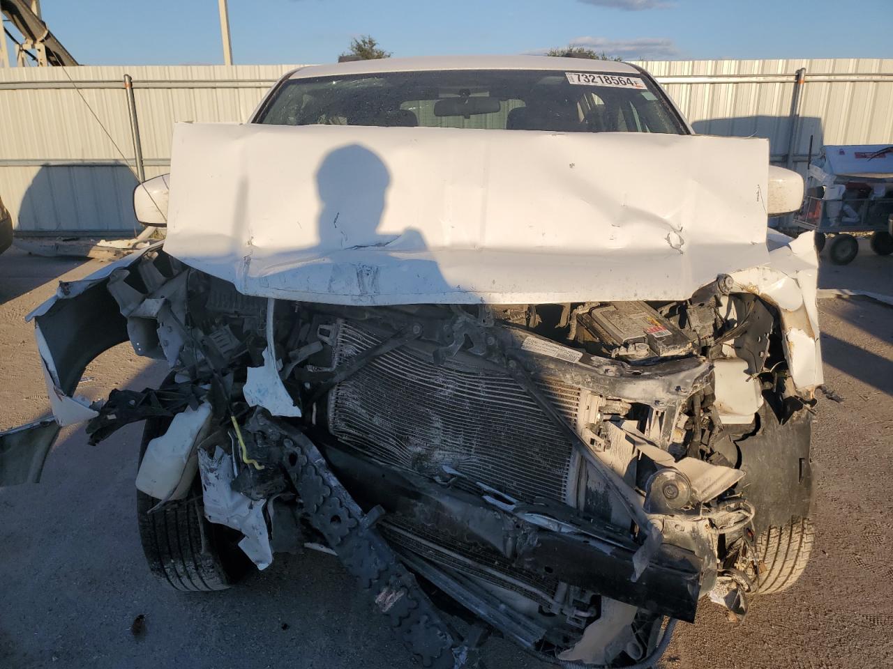 2016 Dodge Caravan VIN 2C4RDGCG5GR257829 Copart auction photo, front end damage thumbnail 5