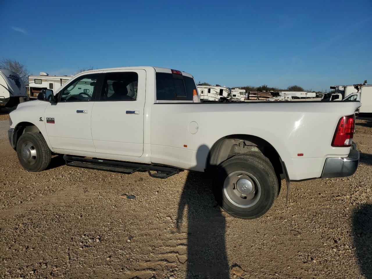2012 Dodge RAM VIN 3C63DRHL9CG328416 Copart auction photo, side / front end damage thumbnail 2