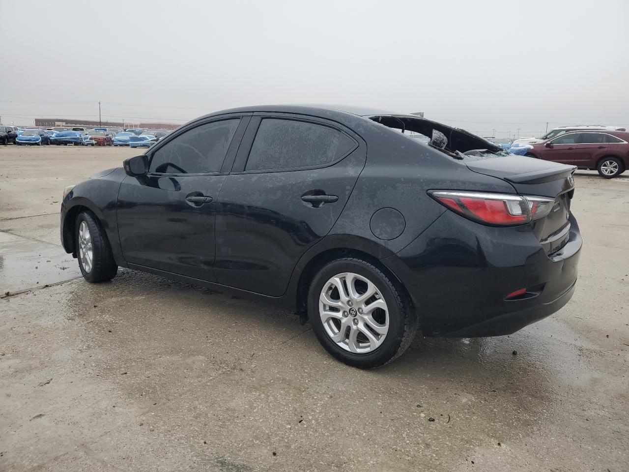 2018 Toyota Yaris VIN 3MYDLBYV0JY303647 Copart auction photo, burn - interior / hail damage thumbnail 2