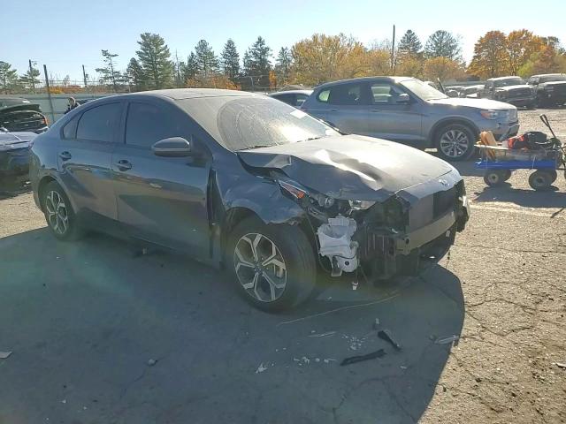 2021 KIA Forte VIN 3KPF24AD5ME347575 Copart auction photo, front end / top/roof damage thumbnail 11