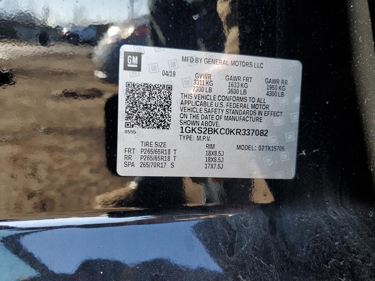 2019 GMC Yukon VIN 1GKS2BKC0KR337082 Copart auction photo, all over damage thumbnail 14