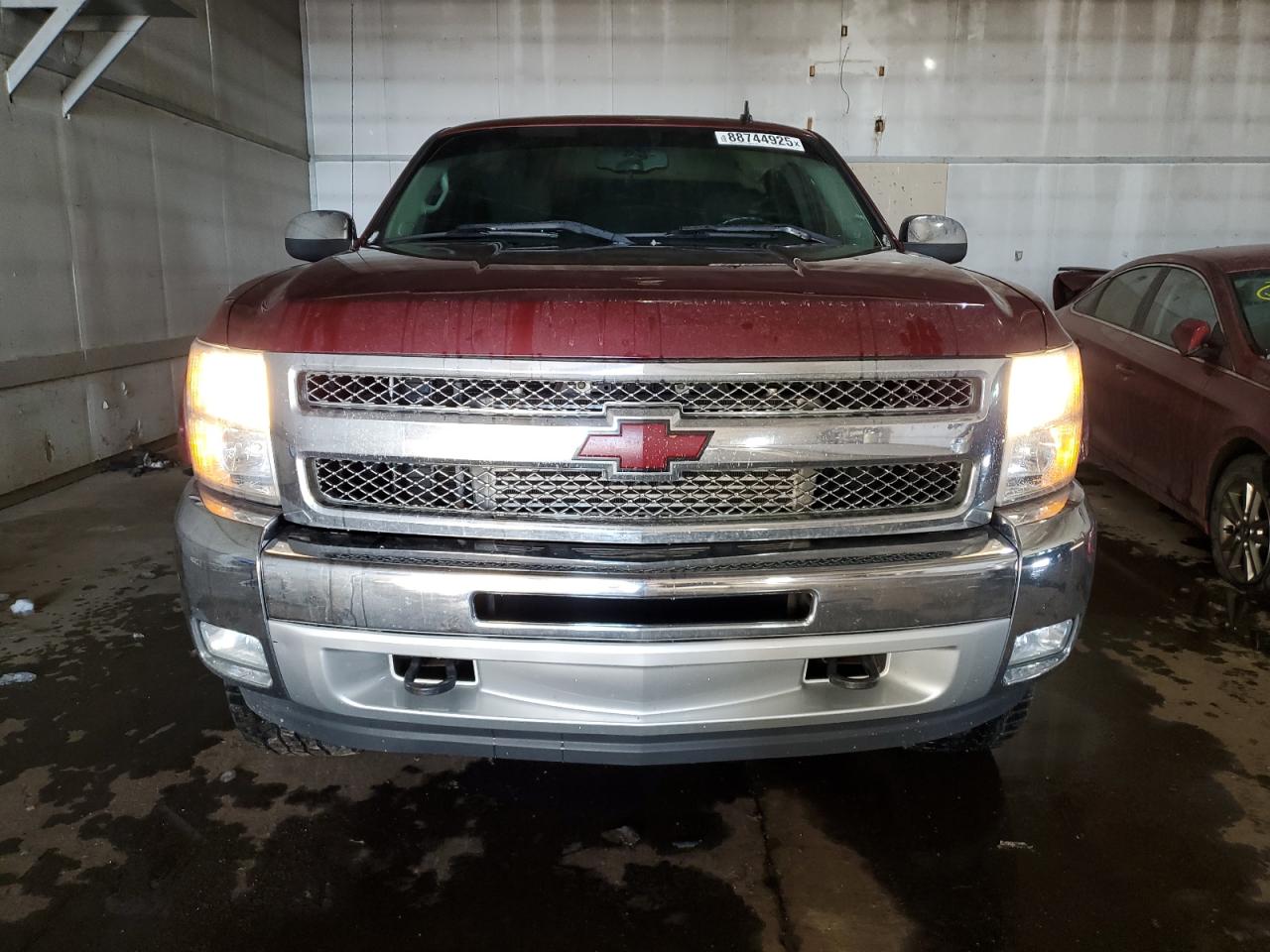 2013 Chevrolet Silverado VIN 1GCRKSE71DZ324224 Copart auction photo, undercarriage / minor dent/scratches damage thumbnail 5