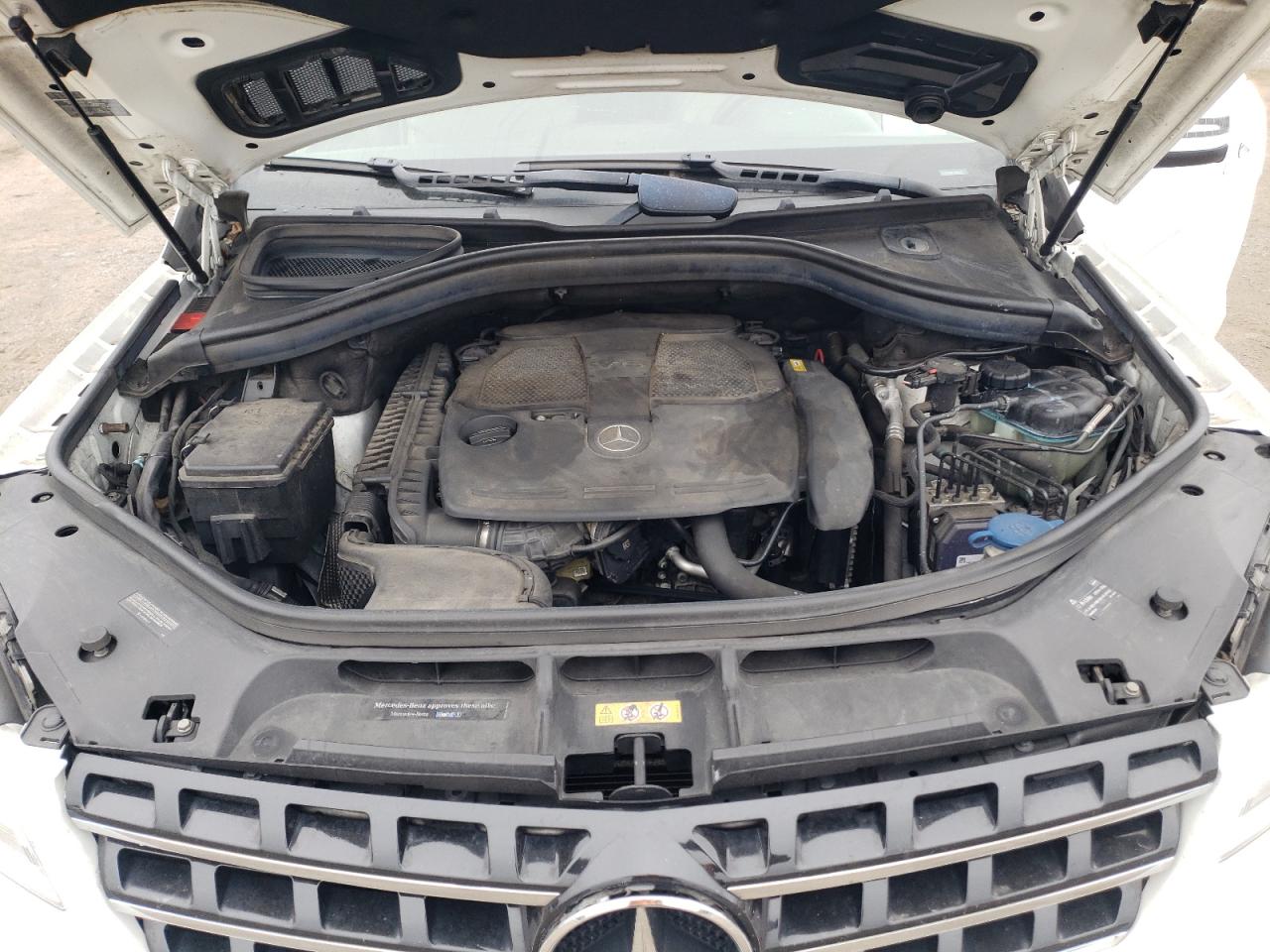 2015 Mercedes-Benz M-klasse VIN 4JGDA5HB6FA583447 Copart auction photo, front end / undercarriage damage thumbnail 14