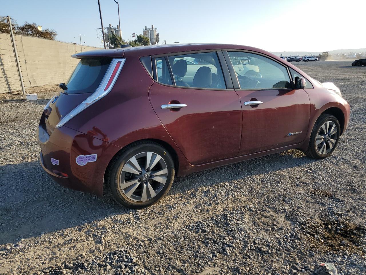 2016 Nissan Leaf VIN 1N4BZ0CP2GC307806 Copart auction photo, rear end damage thumbnail 3