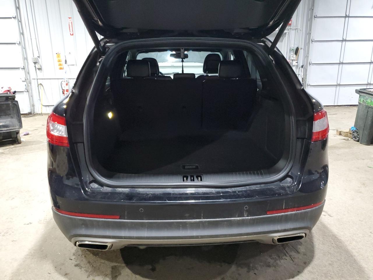 2016 Lincoln MKX VIN 2LMTJ8LP4GBL60107 Copart auction photo, front end / minor dent/scratches damage thumbnail 6