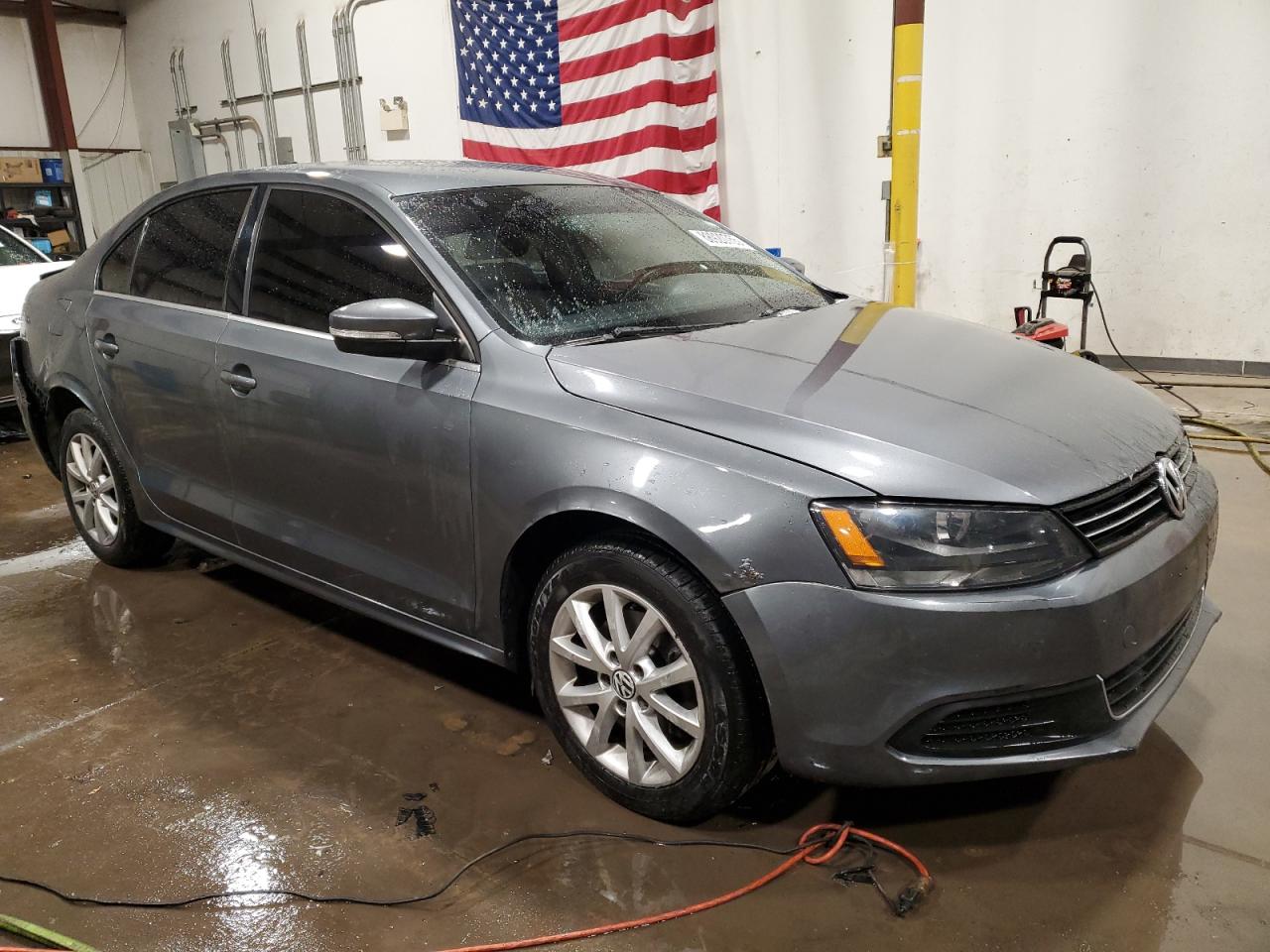 2014 Volkswagen Jetta VIN 3VWB17AJ2EM438249 Copart auction photo, rear end damage thumbnail 4