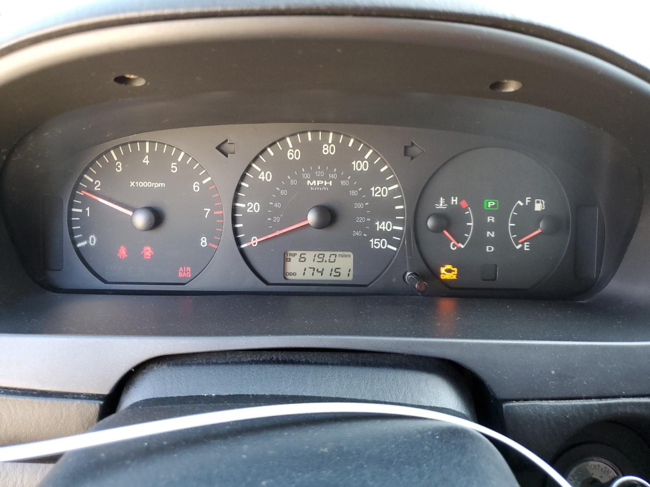 2005 Hyundai Grandeur VIN KMHFU45E45A423462 Copart auction photo, front end / side damage thumbnail 9