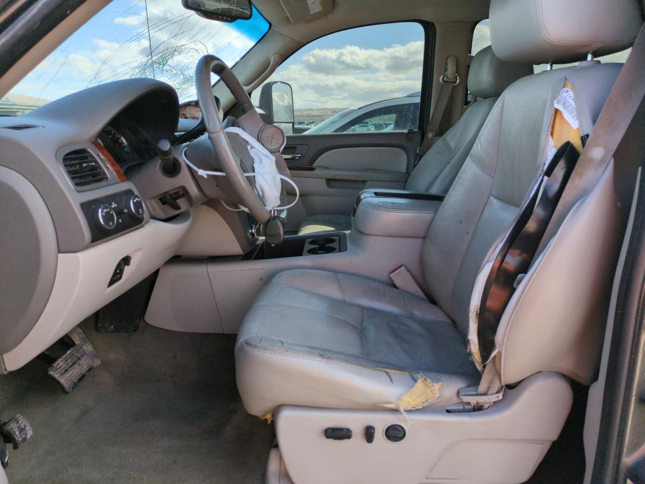 2011 GMC Sierra VIN 1GT121E86BF126737 Copart auction photo, front end damage thumbnail 7