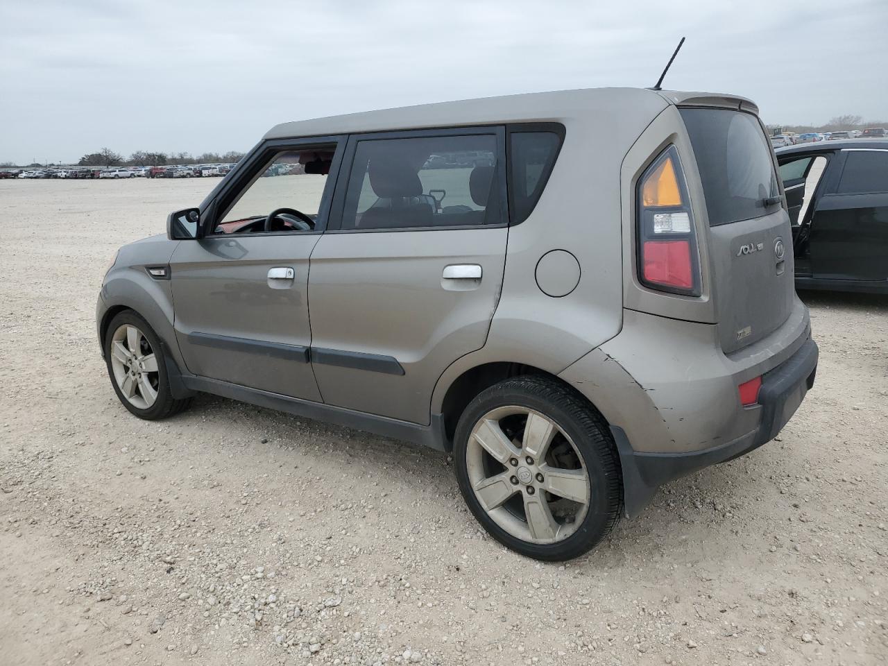 2010 KIA Soul VIN KNDJT2A28A7071219 Copart auction photo, front end / minor dent/scratches damage thumbnail 2