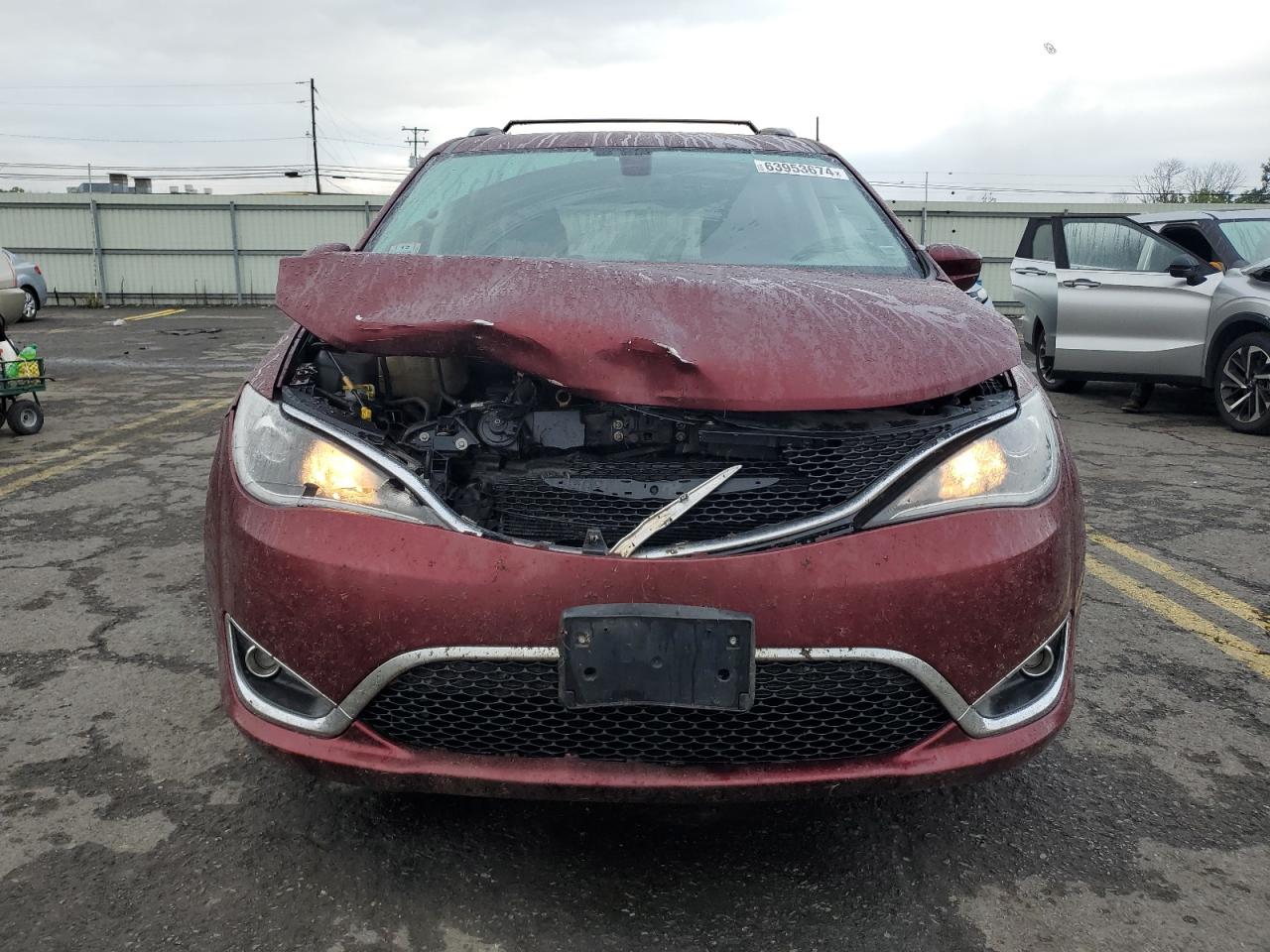 2018 Chrysler Pacifica VIN 2C4RC1BG8JR124085 Copart auction photo, front end damage thumbnail 5