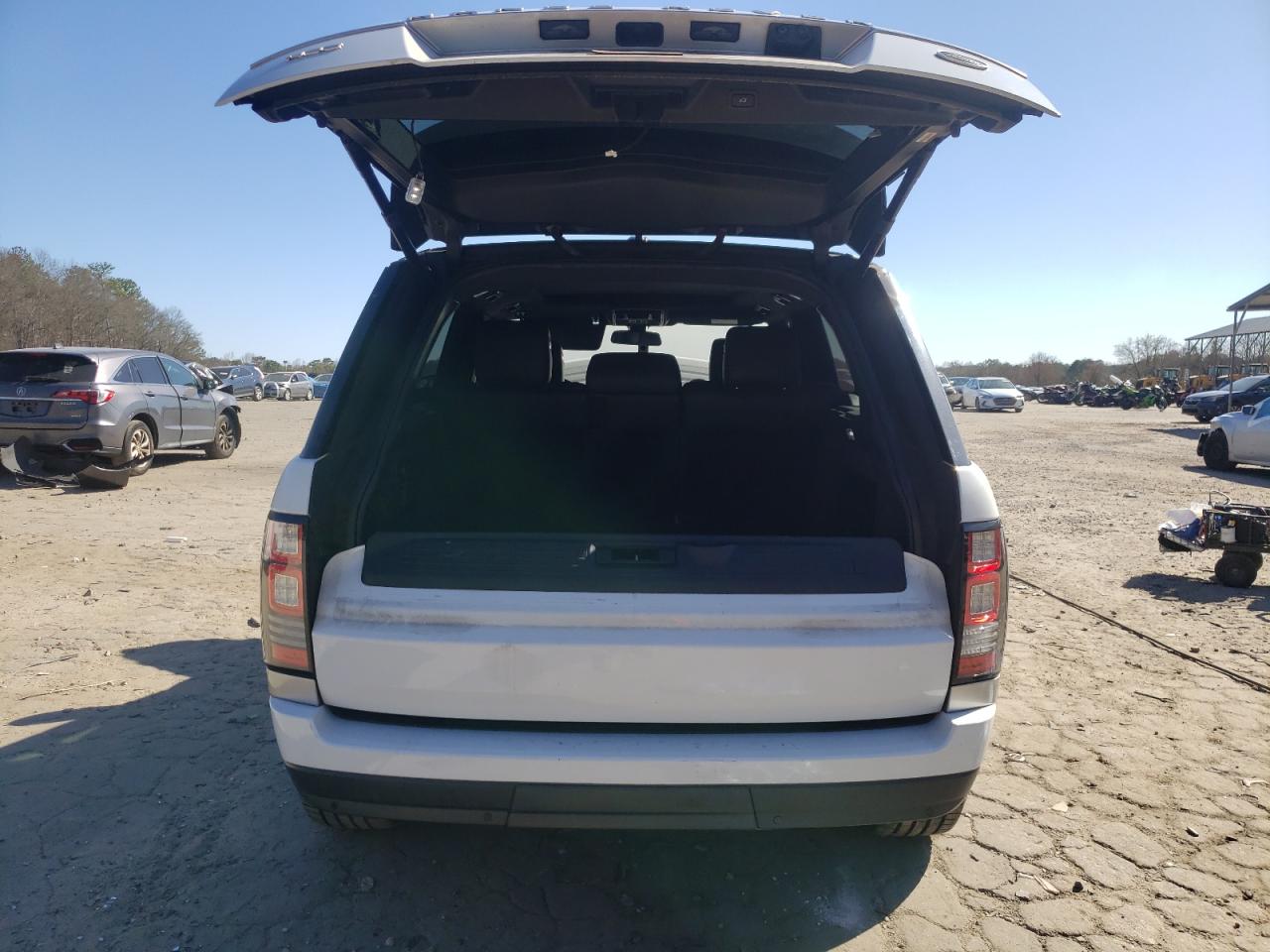 2016 Land Rover Range Rover VIN SALGS2PF8GA318492 Copart auction photo, front end / minor dent/scratches damage thumbnail 6