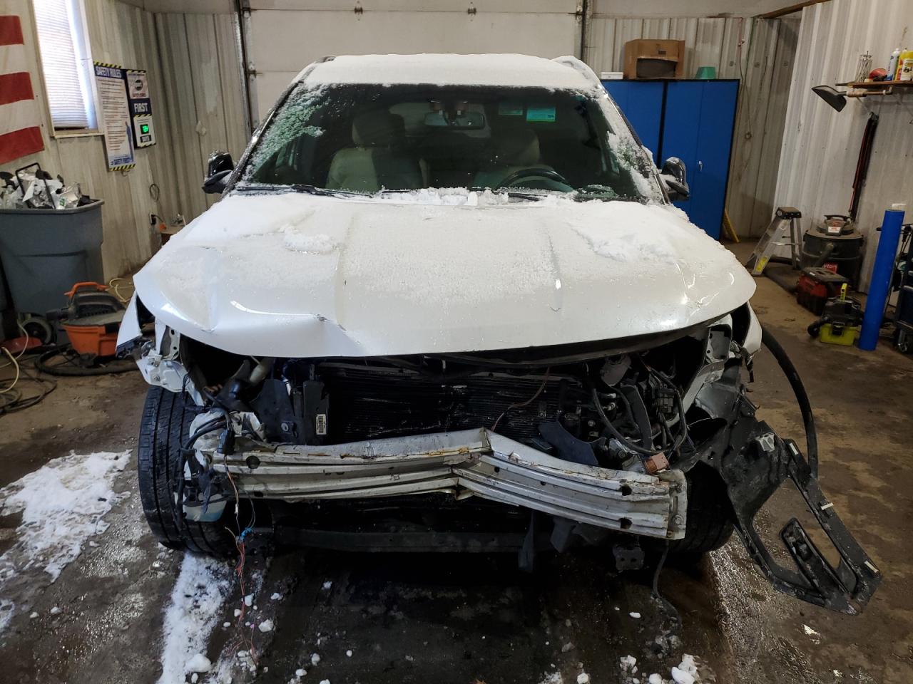 2016 Ford Explorer VIN 1FM5K8D8XGGB82978 Copart auction photo, front end / minor dent/scratches damage thumbnail 5