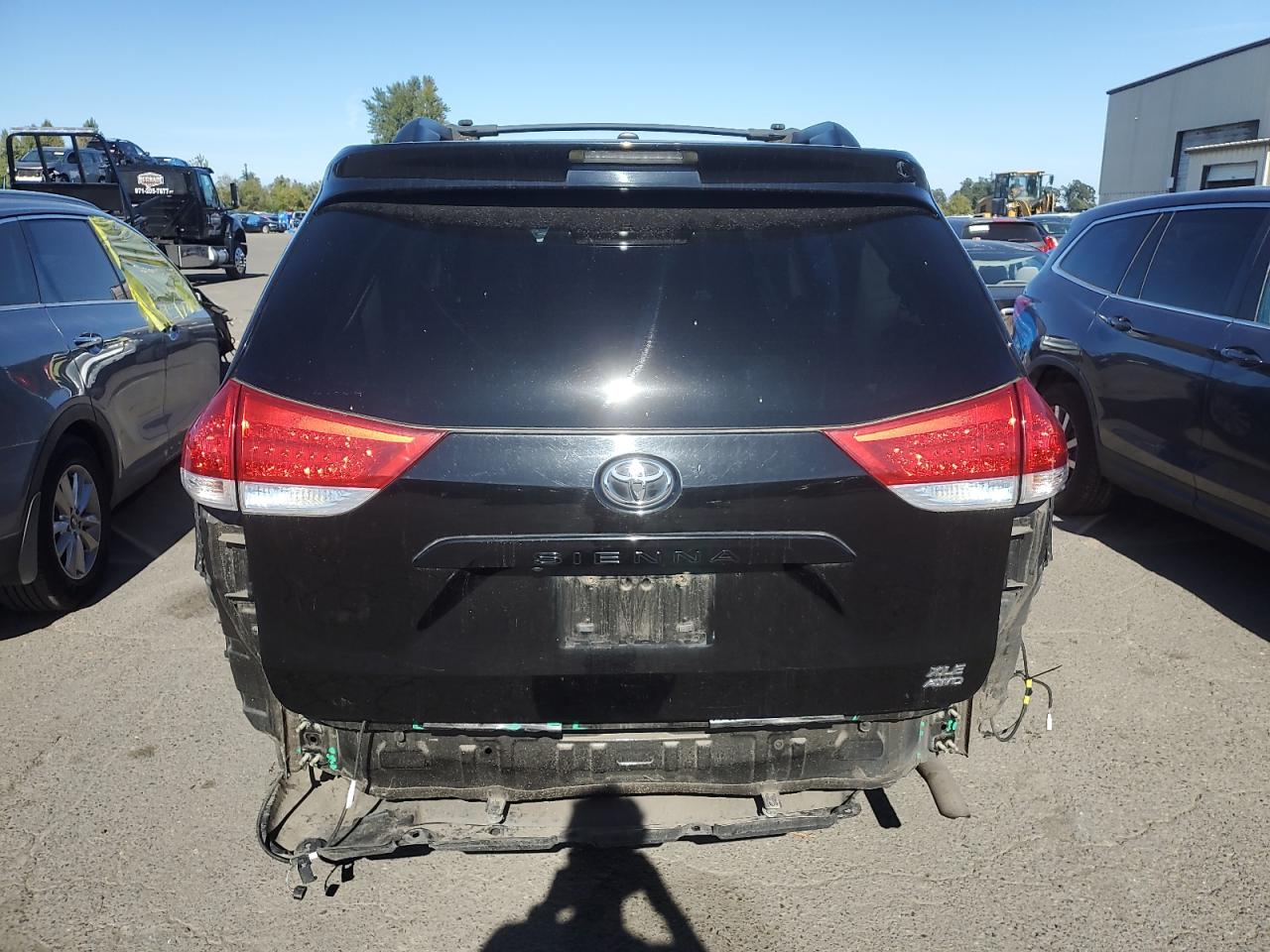 2011 Toyota Sienna VIN 5TDDK3DCXBS019320 Copart auction photo, all over damage thumbnail 6