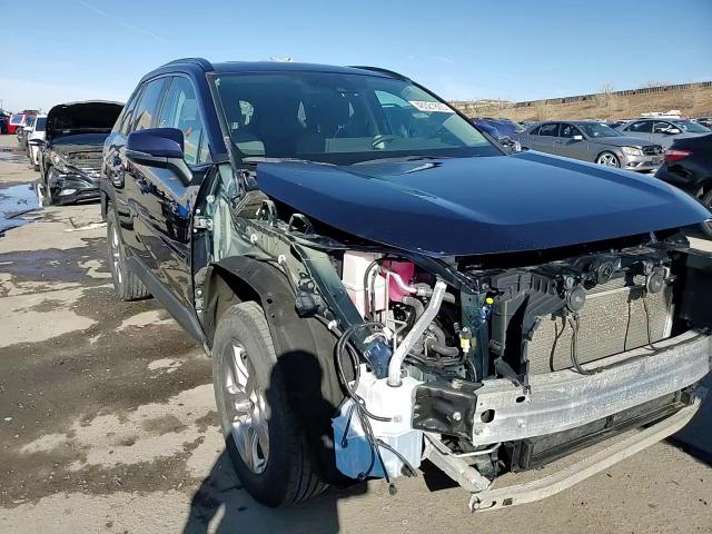2022 Toyota RAV 4 VIN 2T3RWRFV9NW134313 Copart auction photo, front end / hail damage thumbnail 15