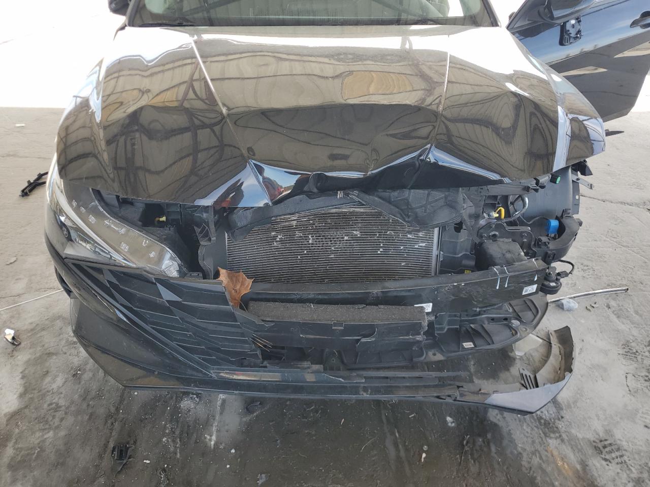 2023 Hyundai Elantra VIN KMHLM4AG0PU457572 Copart auction photo, front end / minor dent/scratches damage thumbnail 12
