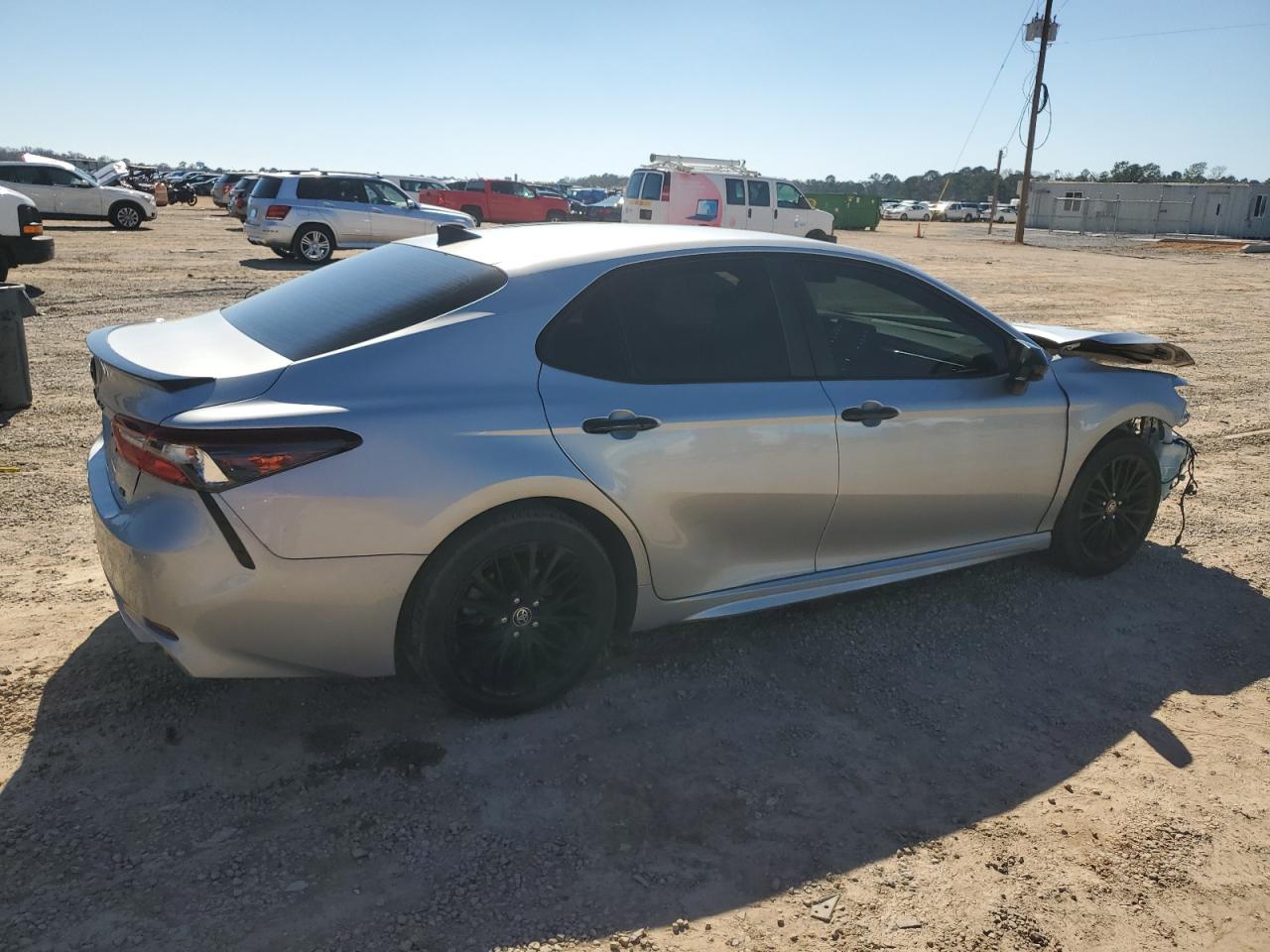 2021 Toyota Camry VIN 4T1G11AK1MU441101 Copart auction photo, front end / minor dent/scratches damage thumbnail 3