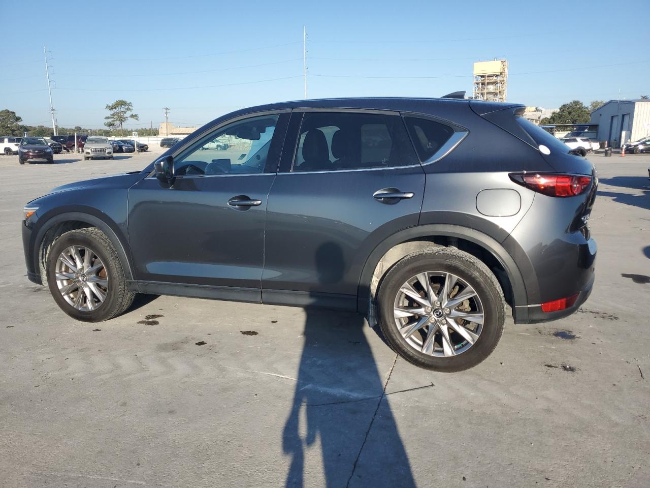 2021 Mazda CX-5 VIN JM3KFBAY6M0391286 Copart auction photo, water/flood damage thumbnail 2
