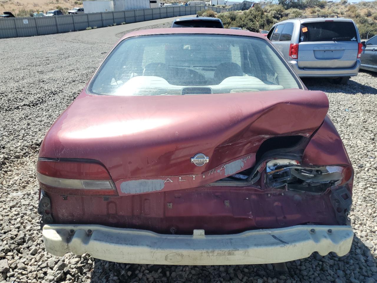 1995 Nissan Altima VIN 1N4BU31D8SC164328 Copart auction photo, rear end damage thumbnail 6