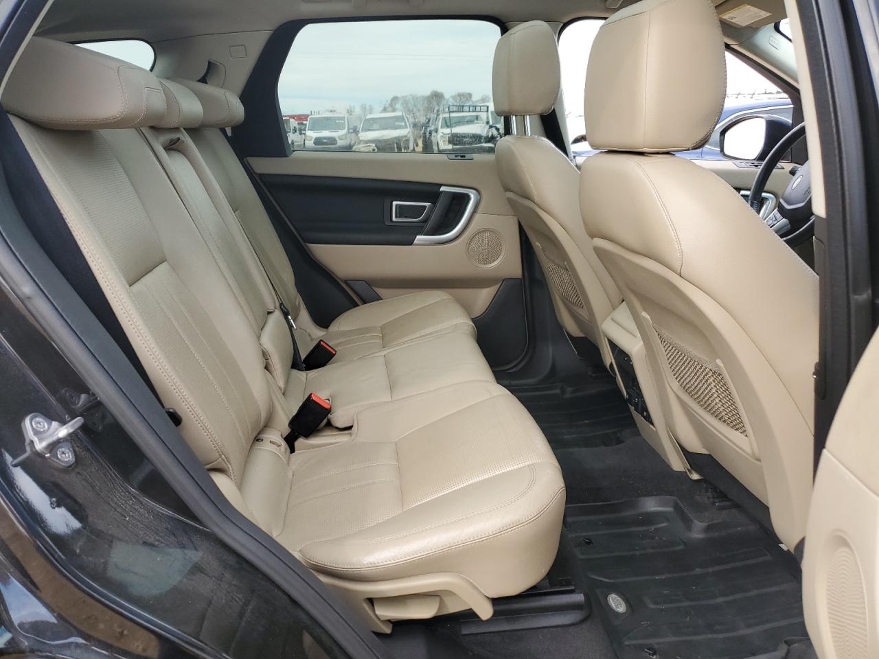 2016 Land Rover Discovery VIN SALCR2BG6GH555418 Copart auction photo, all over damage thumbnail 11