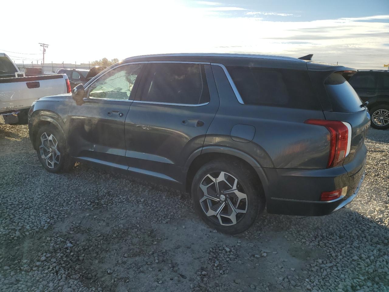 2022 Hyundai Palisade VIN KM8R74HE0NU475234 Copart auction photo, vandalism damage thumbnail 2