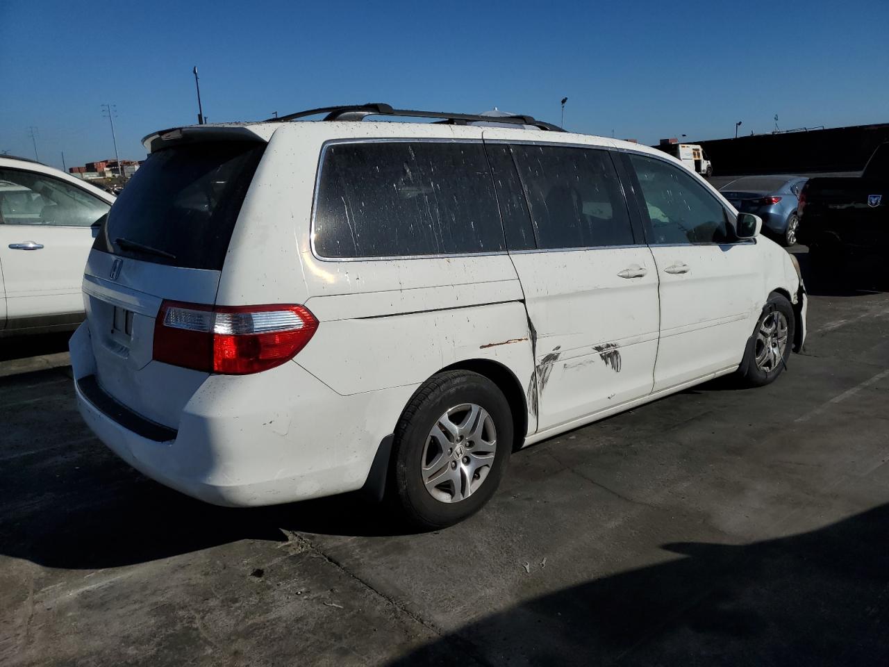 2006 Honda Odyssey VIN 5FNRL38786B029242 Copart auction photo, mechanical / minor dent/scratches damage thumbnail 3