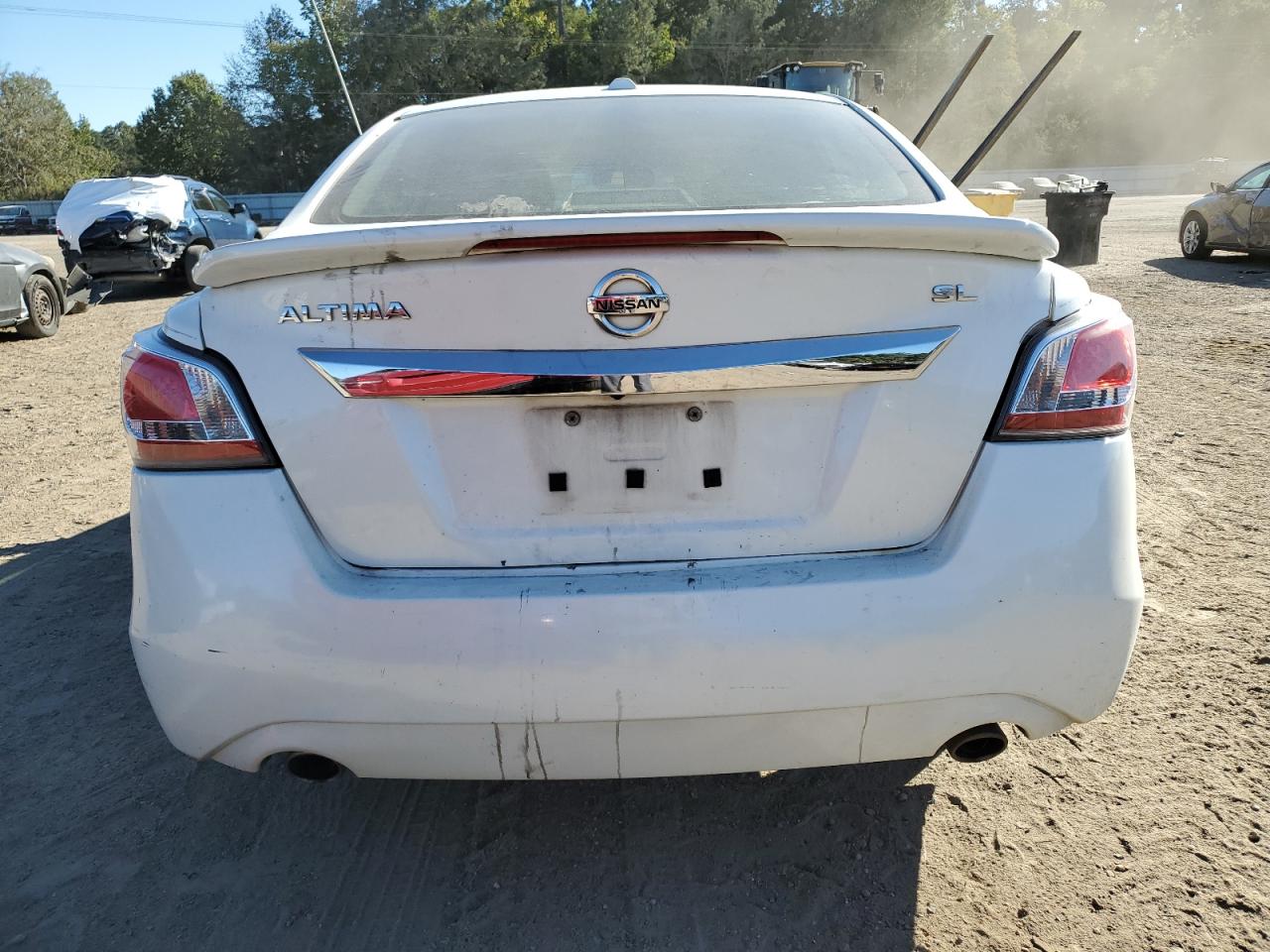 2015 Nissan Altima VIN 1N4AL3AP4FN315488 Copart auction photo, side / front end damage thumbnail 6