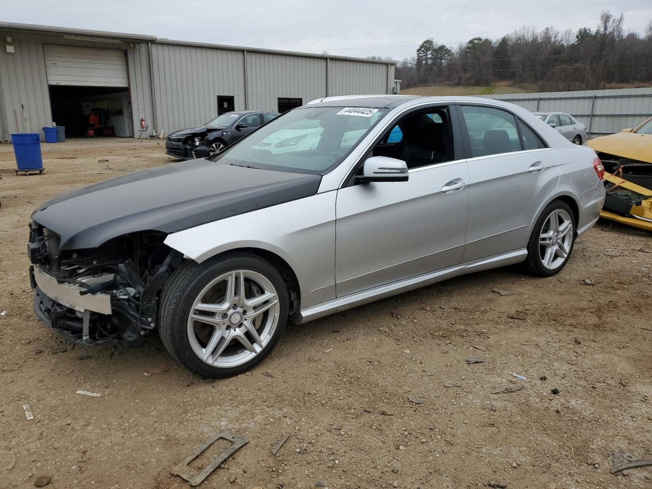 2013 Mercedes-Benz E-klasse VIN WDDHF9BB1DA696362