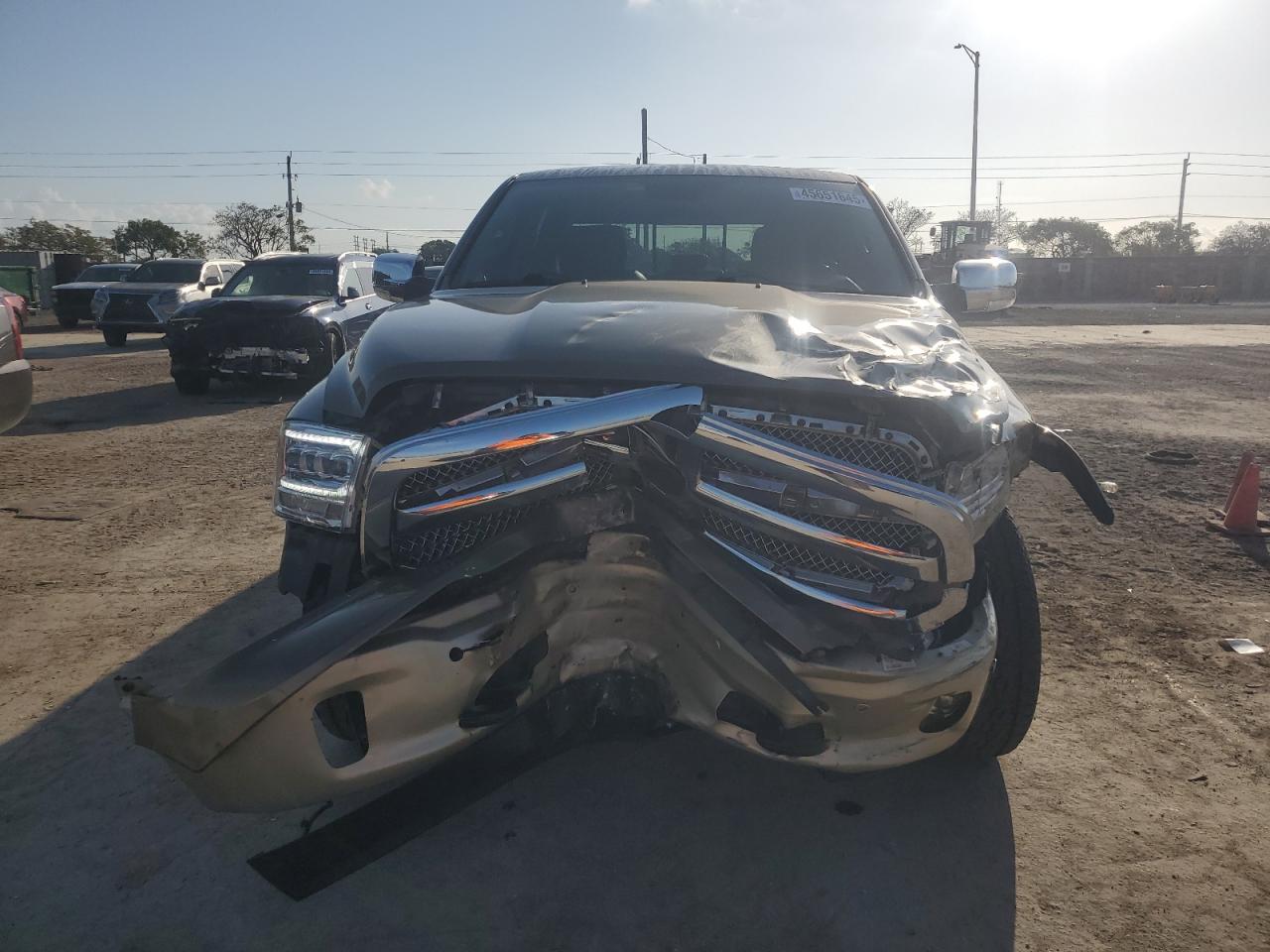 2015 RAM 1500 VIN 1C6RR7PT5FS533245 Copart auction photo, front end damage thumbnail 5