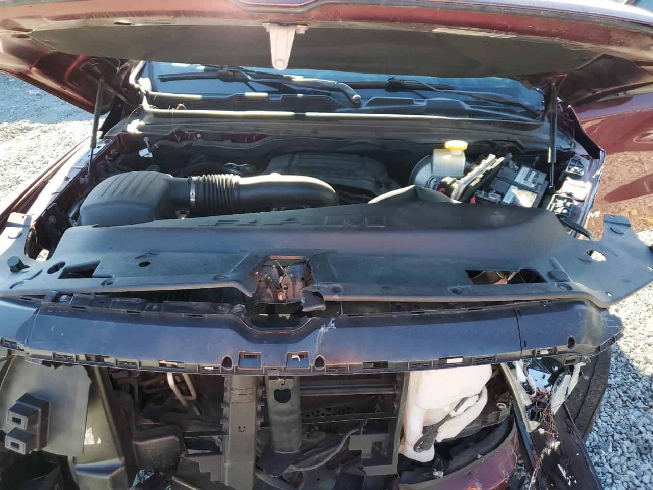 2019 RAM 1500 VIN 1C6RRERT0KN543157 Copart auction photo, all over damage thumbnail 11