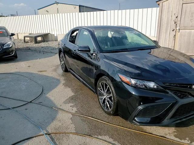 2021 Toyota Camry VIN 4T1G11AK9MU615061 Copart auction photo, vandalism damage thumbnail 13
