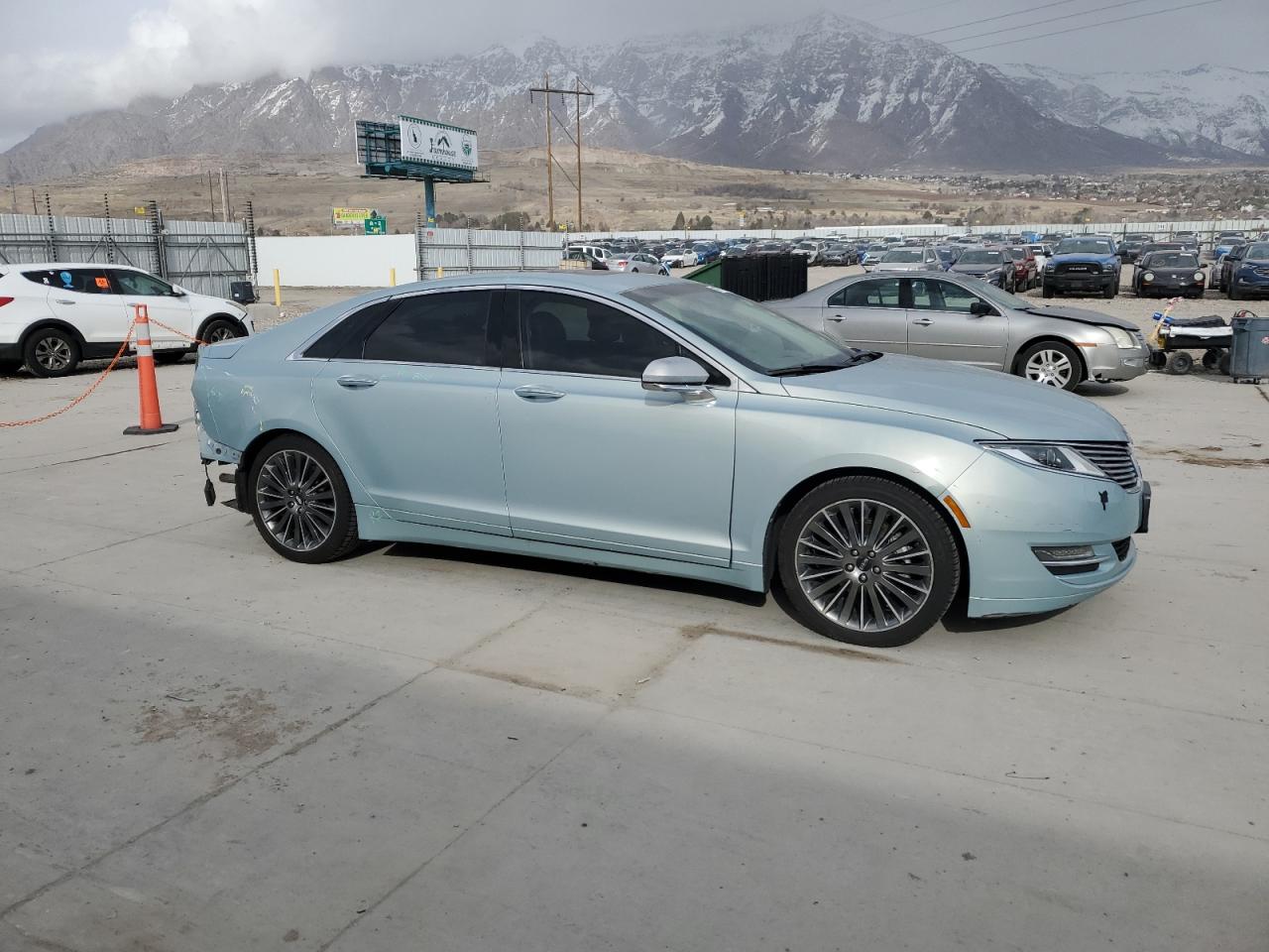 2014 Lincoln MKZ VIN 3LN6L2LU9ER808684 Copart auction photo, rear end / all over damage thumbnail 4
