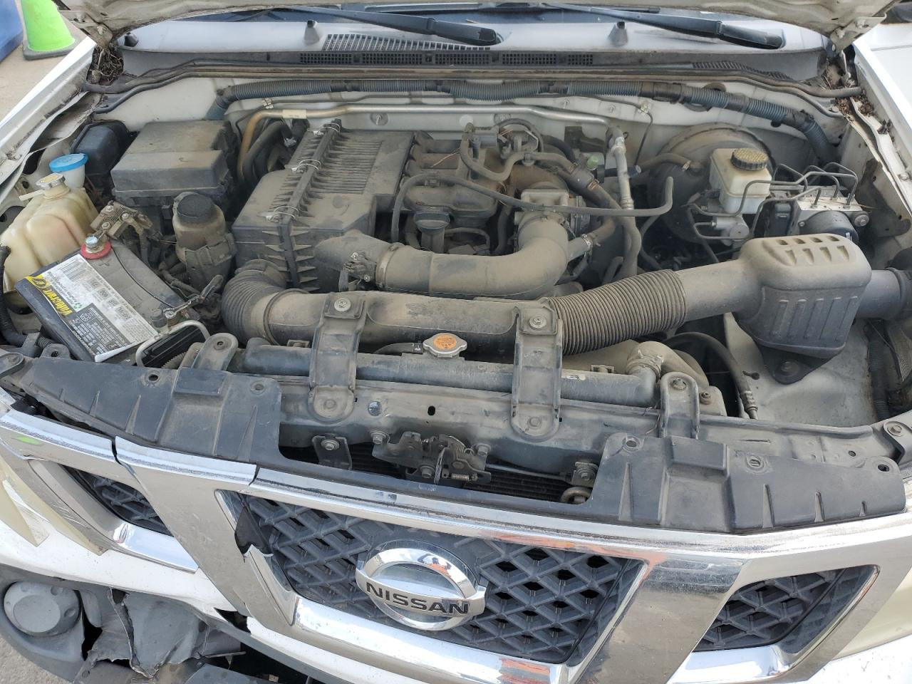 2009 Nissan Navara (Frontier) VIN 1N6BD06T89C412934 Copart auction photo, front end / minor dent/scratches damage thumbnail 13