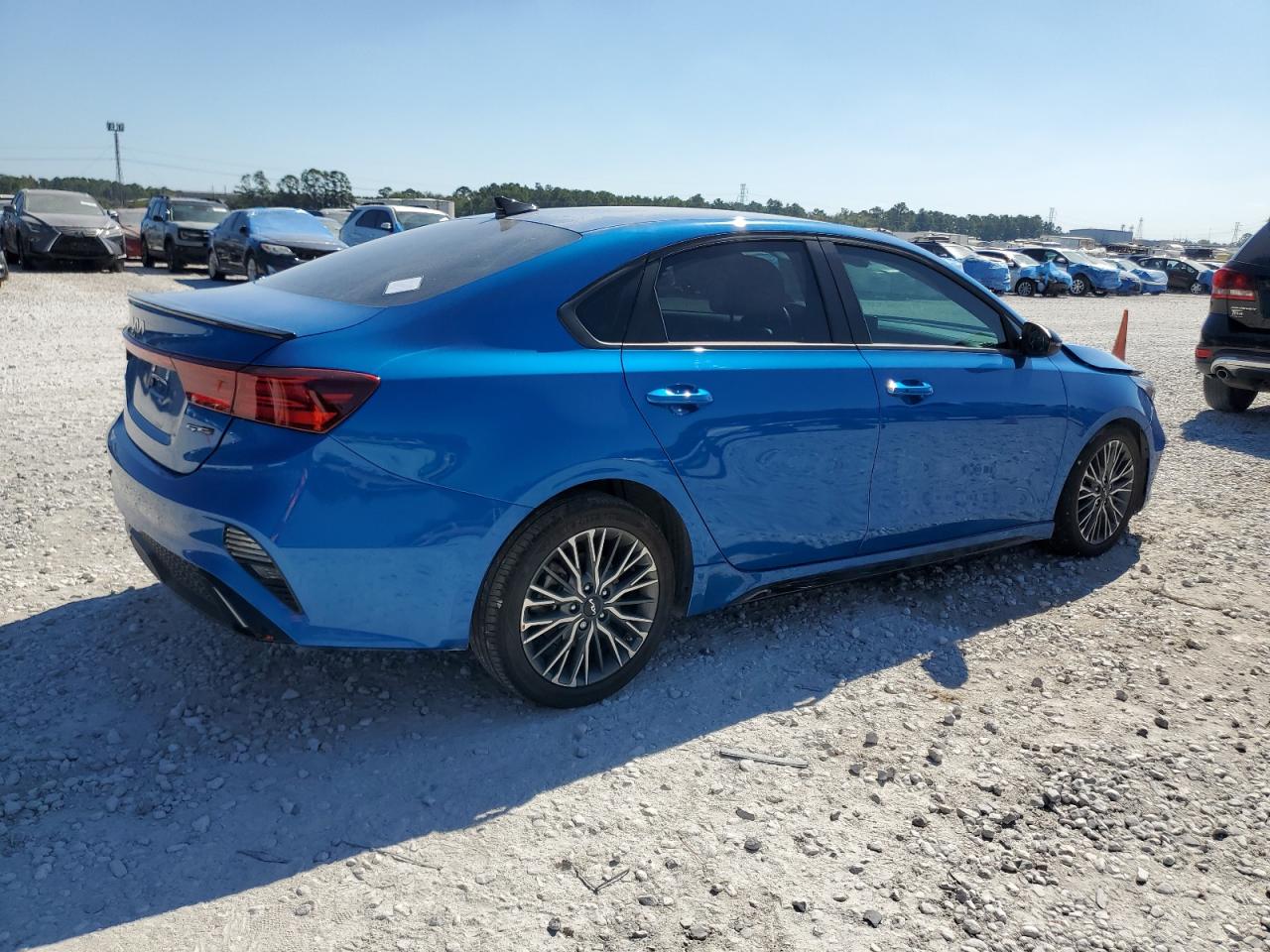 2023 KIA Forte VIN 3KPF54AD0PE683887 Copart auction photo, all over damage thumbnail 3