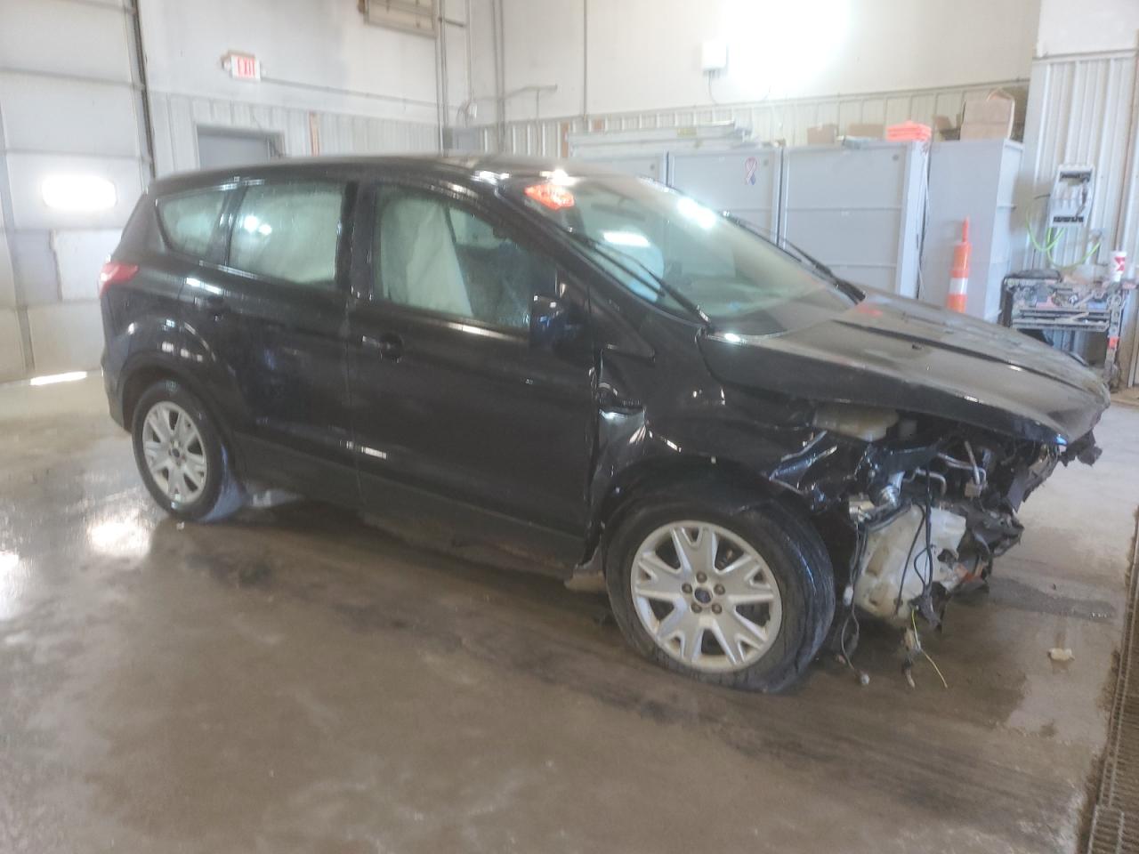 2015 Ford Escape VIN 1FMCU0F79FUC73196 Copart auction photo, front end / side damage thumbnail 4