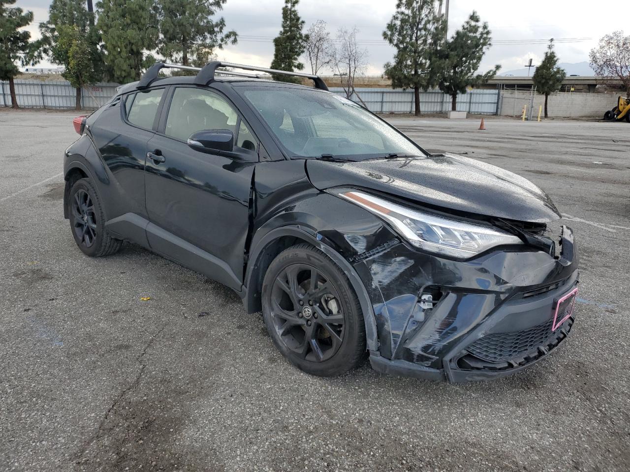 2021 Toyota C-HR VIN JTNKHMBX3M1127064 Copart auction photo, front end / side damage thumbnail 4