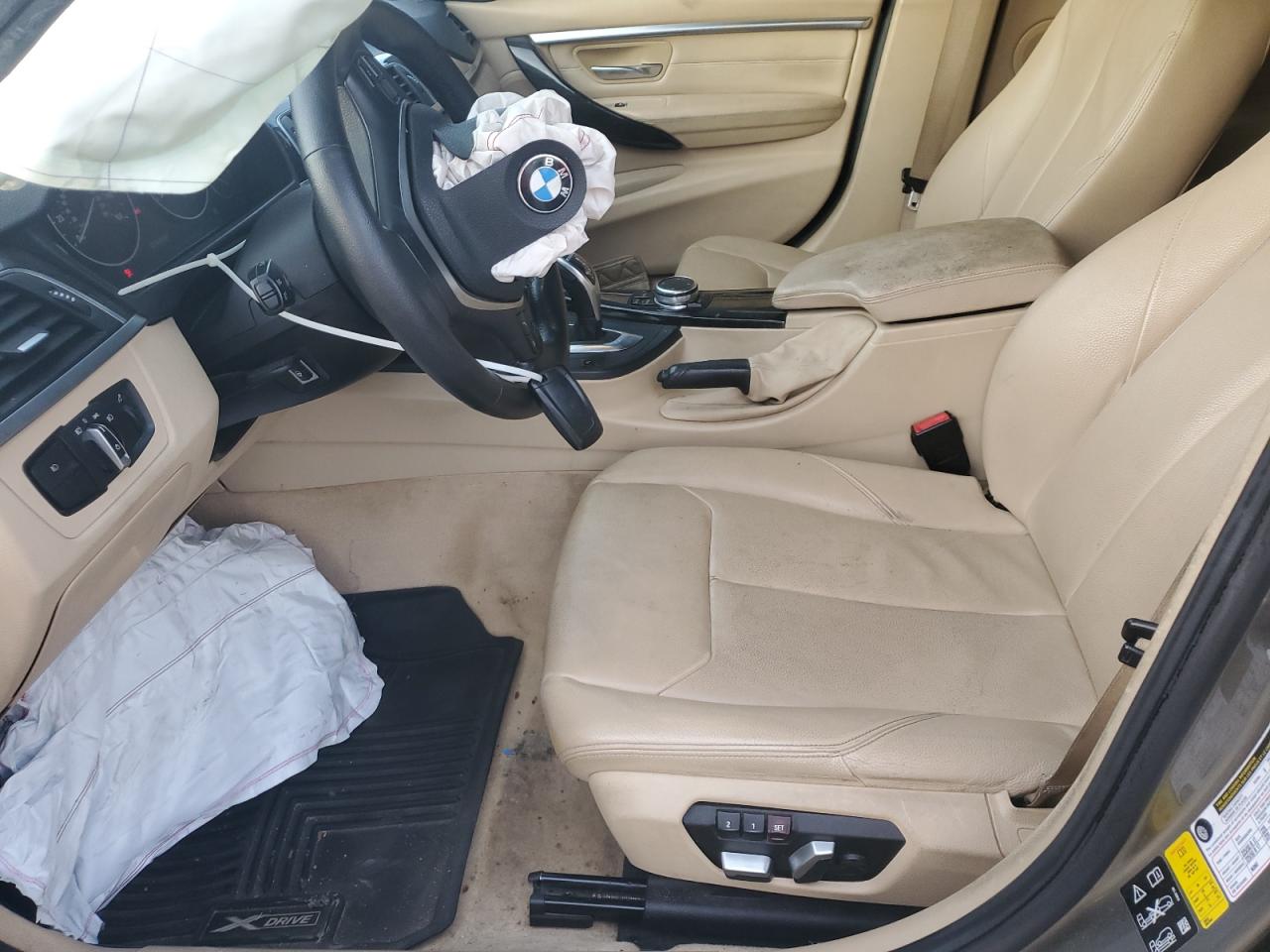 2016 BMW 3er VIN WBA8E3G56GNT80673 Copart auction photo, front end damage thumbnail 7