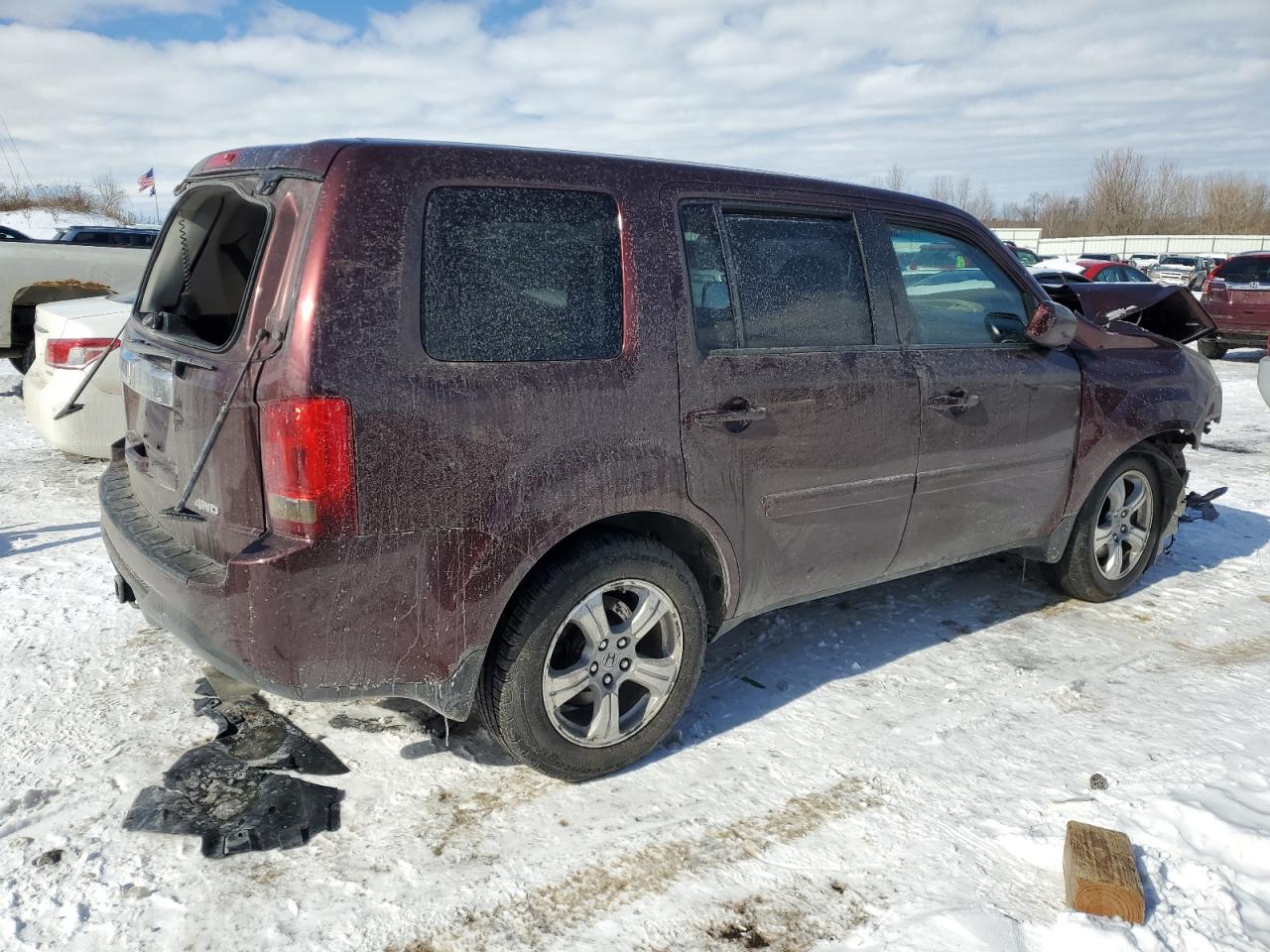 2012 Honda Pilot VIN 5FNYF4H75CB060386 Copart auction photo, all over damage thumbnail 3