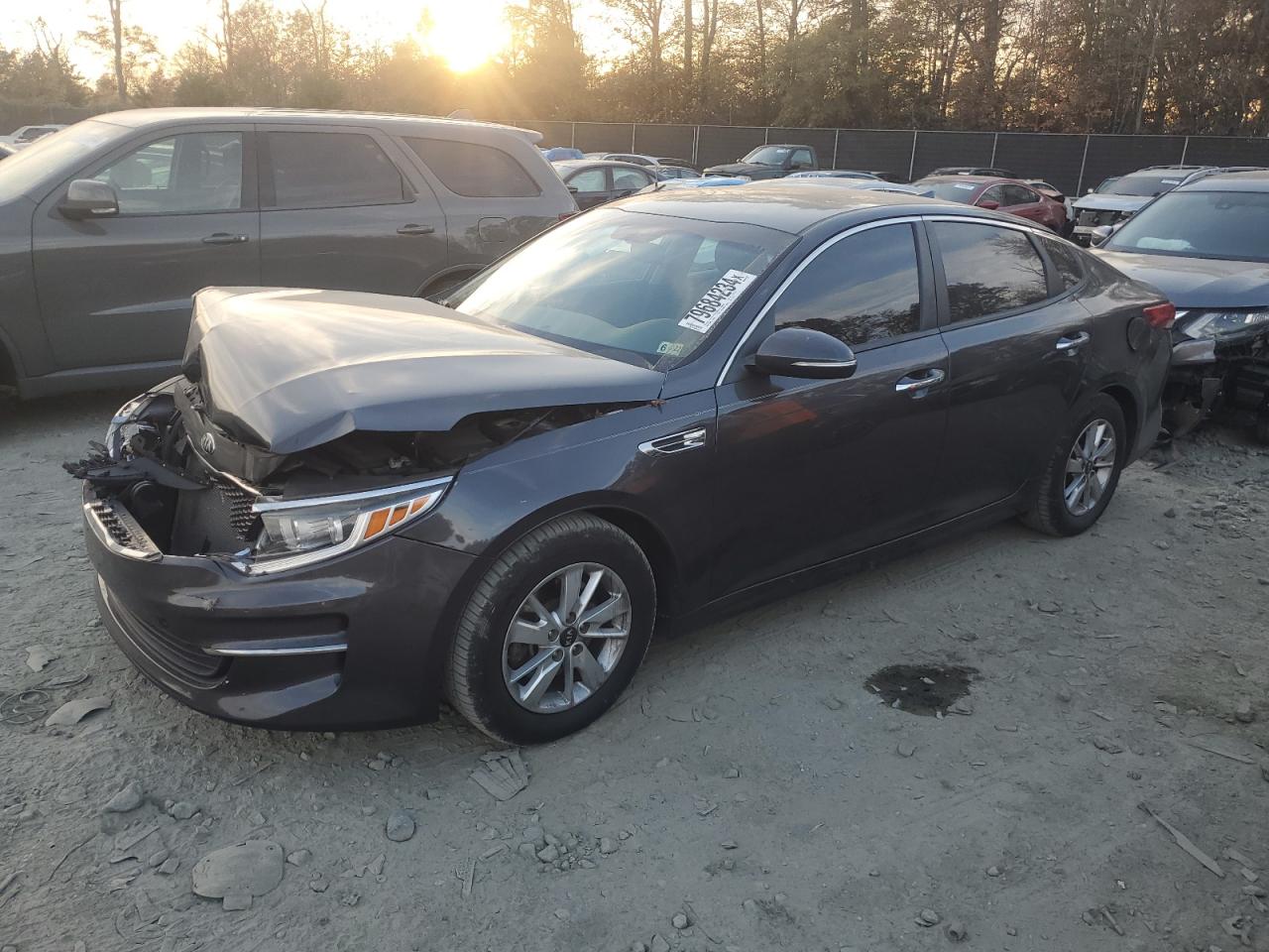 2017 KIA Optima VIN 5XXGT4L31HG169733