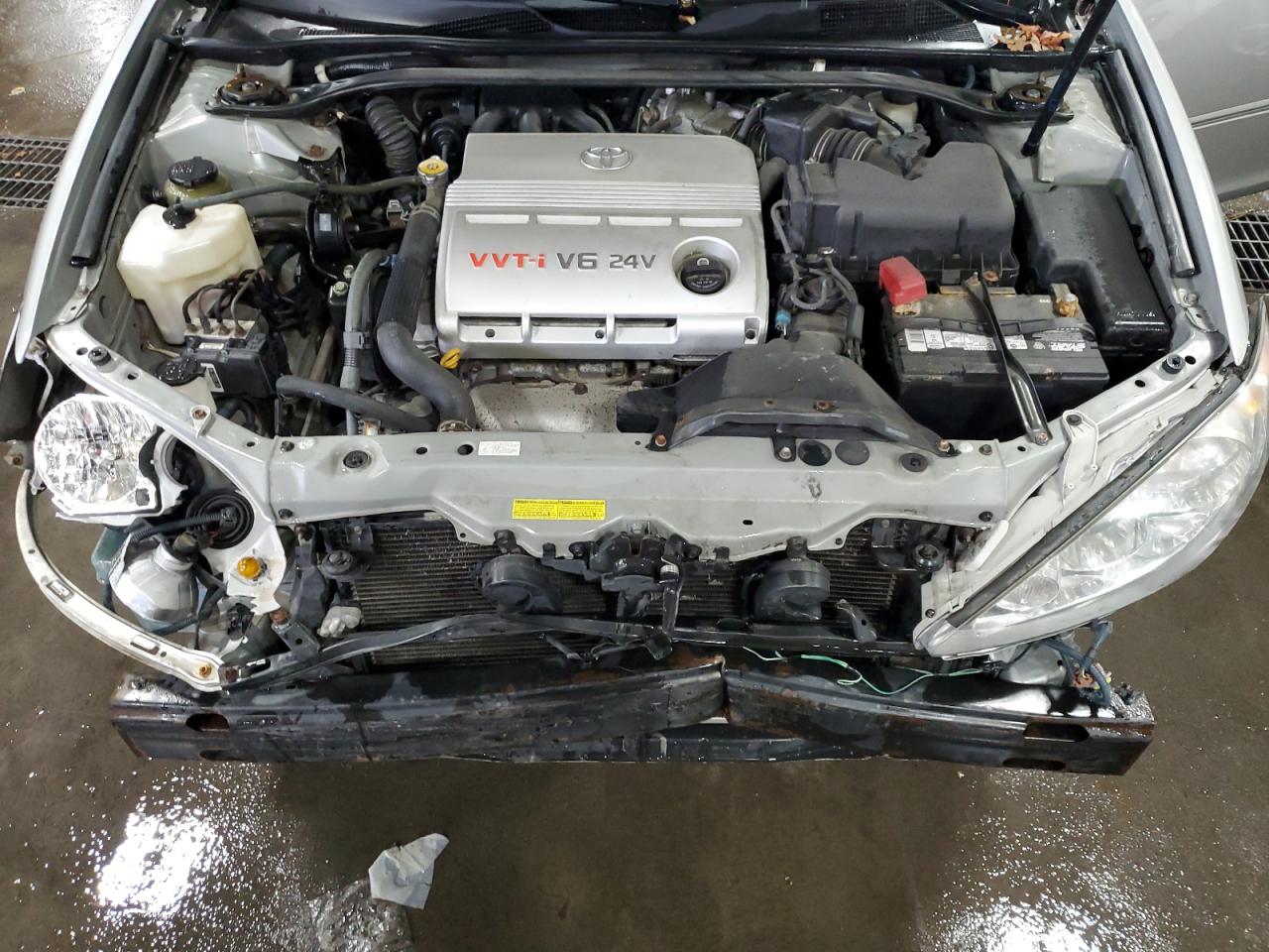 2005 Toyota Camry VIN 4T1BF32KX5U597662 Copart auction photo, front end / rear end damage thumbnail 11