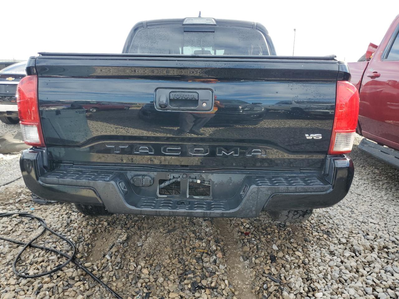 2017 Toyota Tacoma VIN 3TMCZ5AN1HM110512 Copart auction photo, front end damage thumbnail 6
