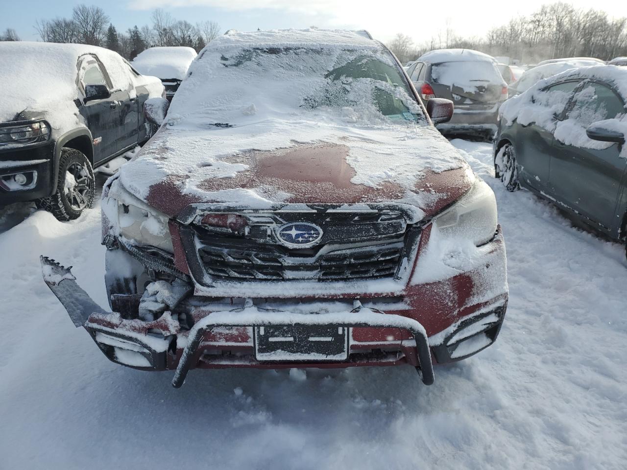 2017 Subaru Forester VIN JF2SJAGC6HH573592 Copart auction photo, front end damage thumbnail 5