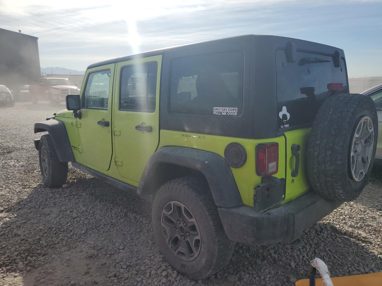 2016 Jeep Wrangler VIN 1C4BJWFG5GL304608 Copart auction photo, minor dent/scratches damage thumbnail 2