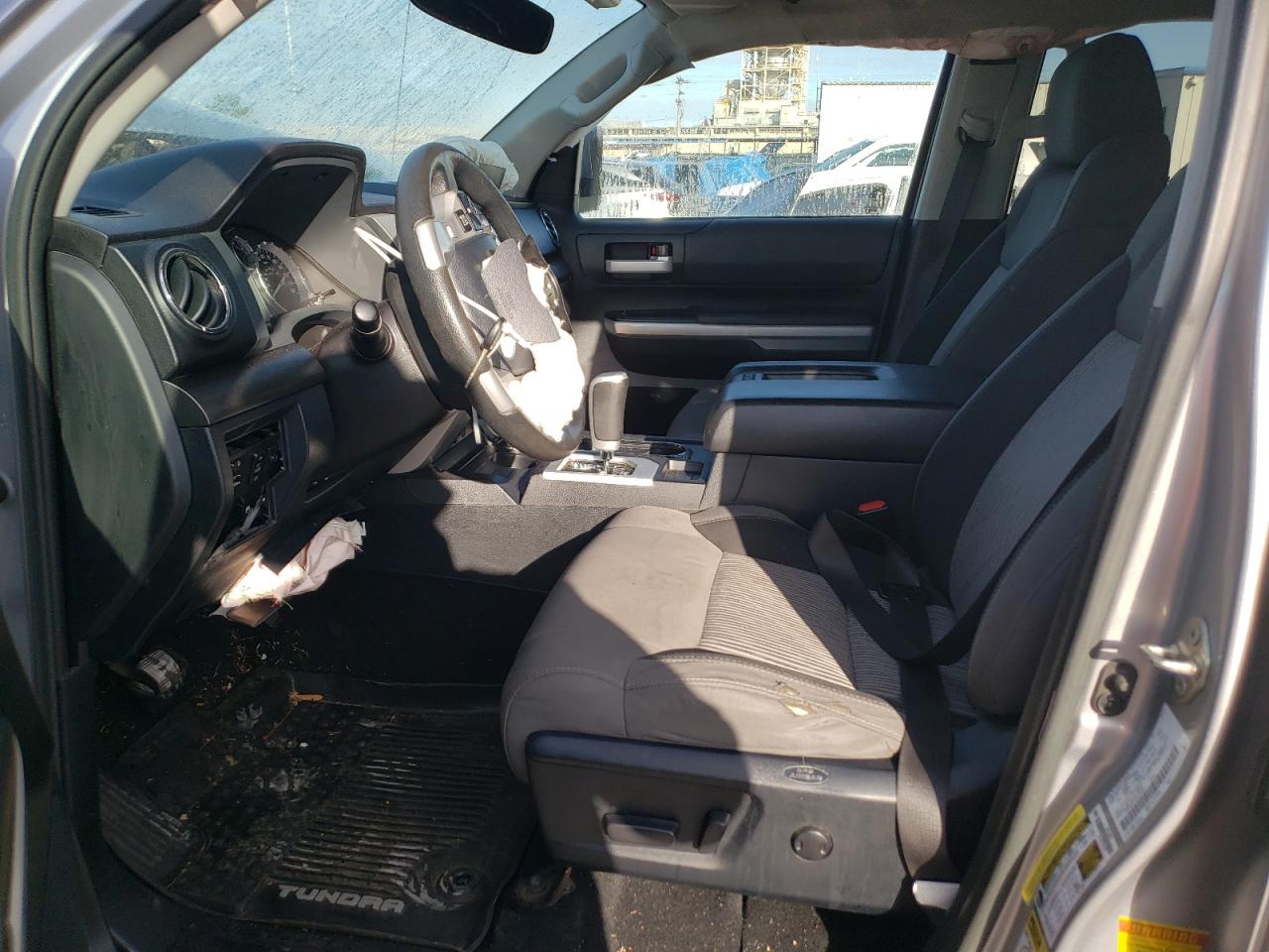 2017 Toyota Tundra VIN 5TFEW5F14HX215126 Copart auction photo, front end damage thumbnail 7