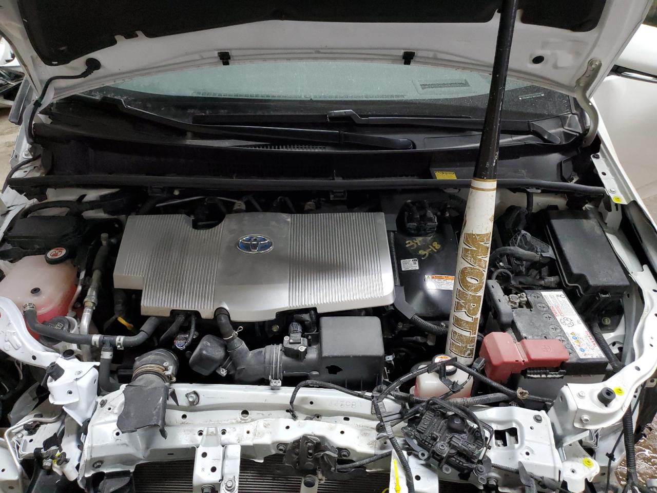 2018 Toyota Prius VIN JTDKARFU4J3055426 Copart auction photo, front end / minor dent/scratches damage thumbnail 12
