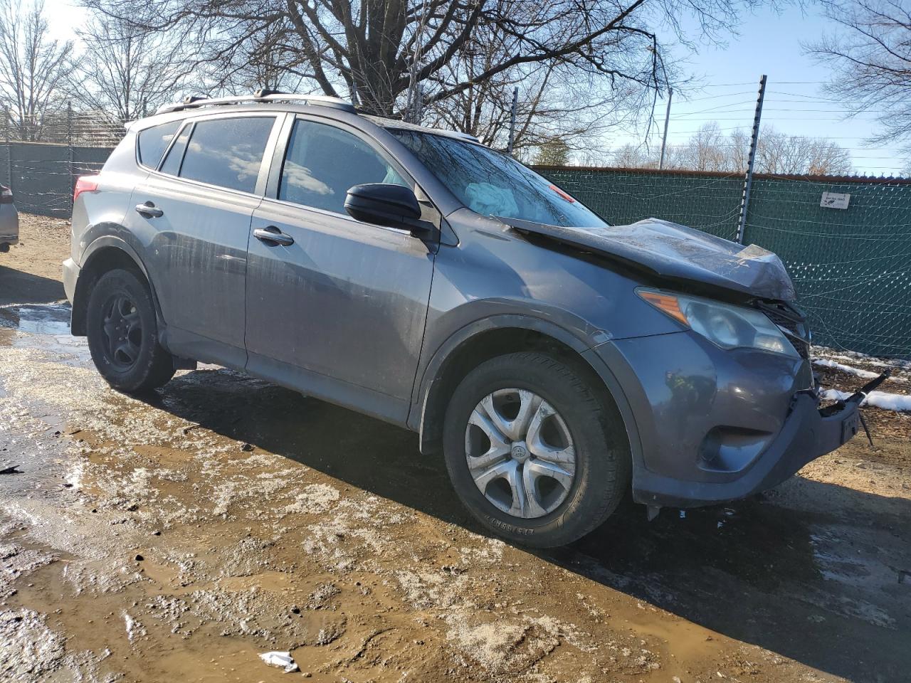 2015 Toyota RAV 4 VIN 2T3BFREV2FW274417 Copart auction photo, front end / minor dent/scratches damage thumbnail 4