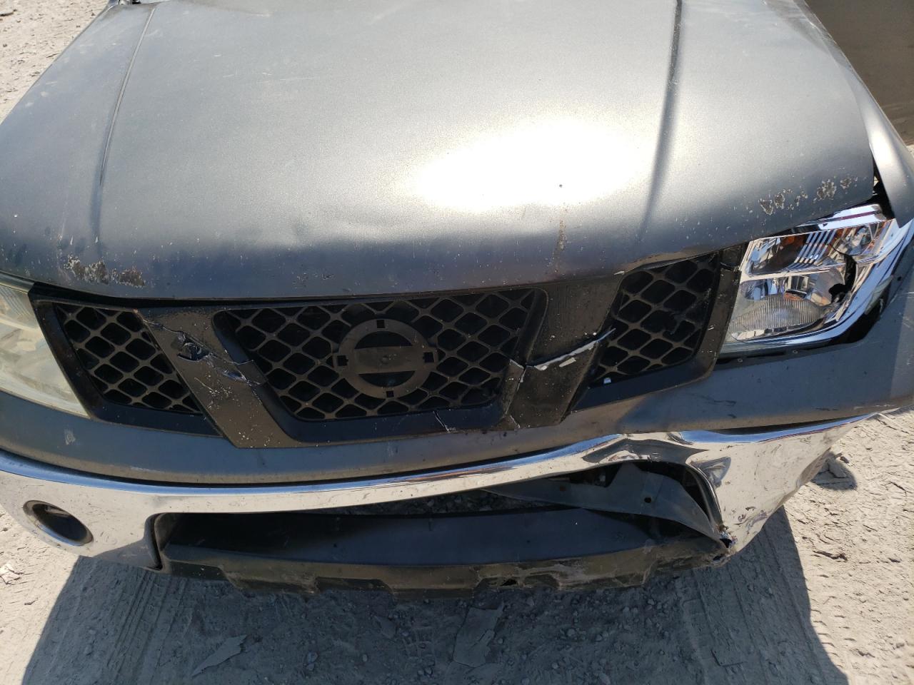 2006 Nissan Navara (Frontier) VIN 1N6AD07UX6C470977 Copart auction photo, front end damage thumbnail 11