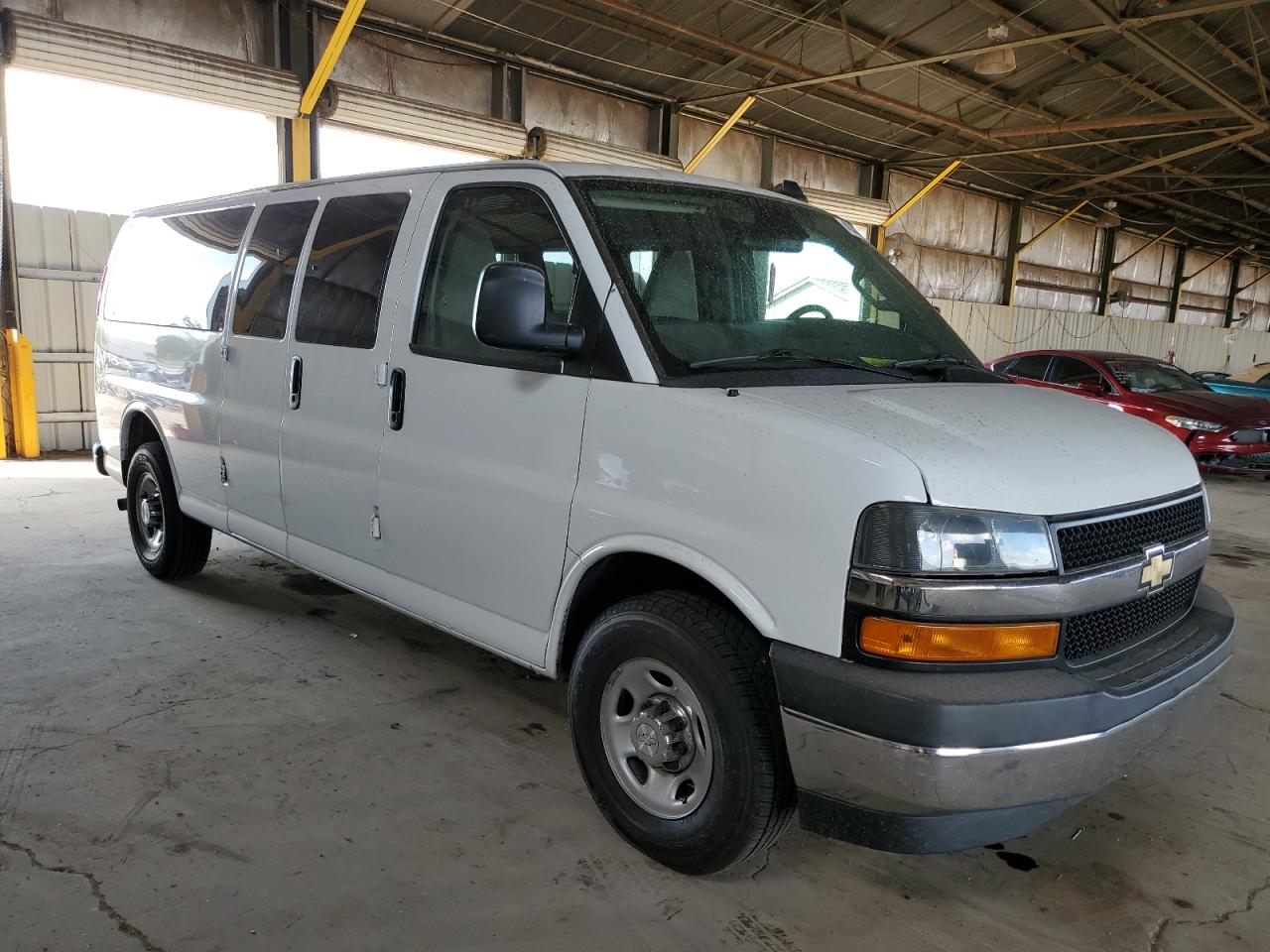 2019 Chevrolet Express VIN 1GAZGPFG8K1366102 Copart auction photo, normal wear damage thumbnail 4