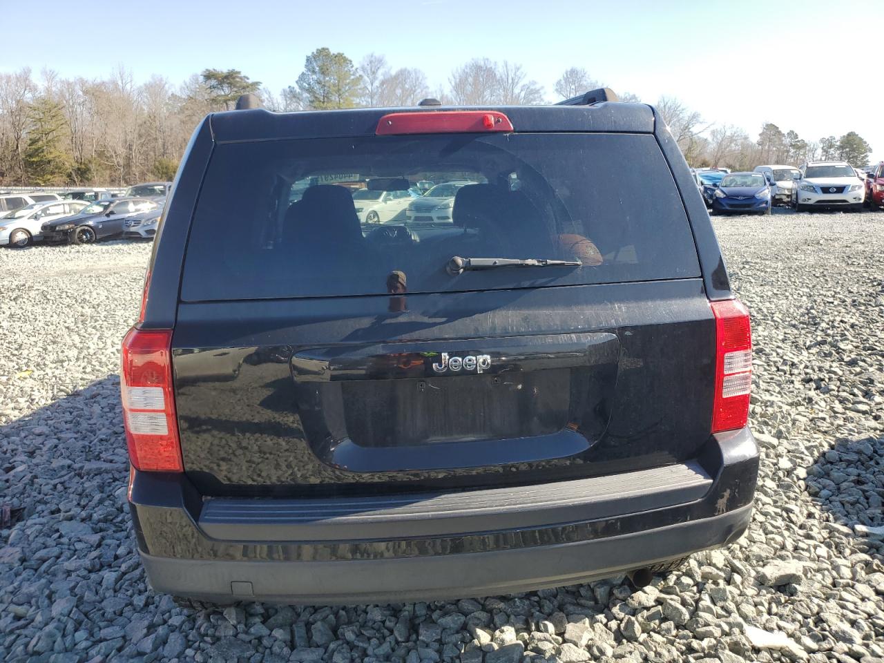 2016 Jeep Liberty (Patriot) VIN 1C4NJPBA9GD769102 Copart auction photo, front end / side damage thumbnail 6