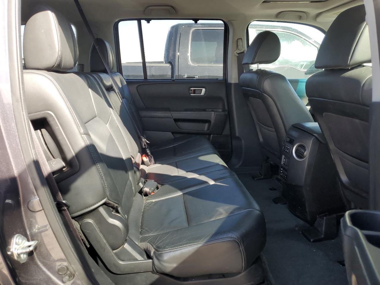 2014 Honda Pilot VIN 5FNYF4H9XEB041546 Copart auction photo, all over damage thumbnail 10