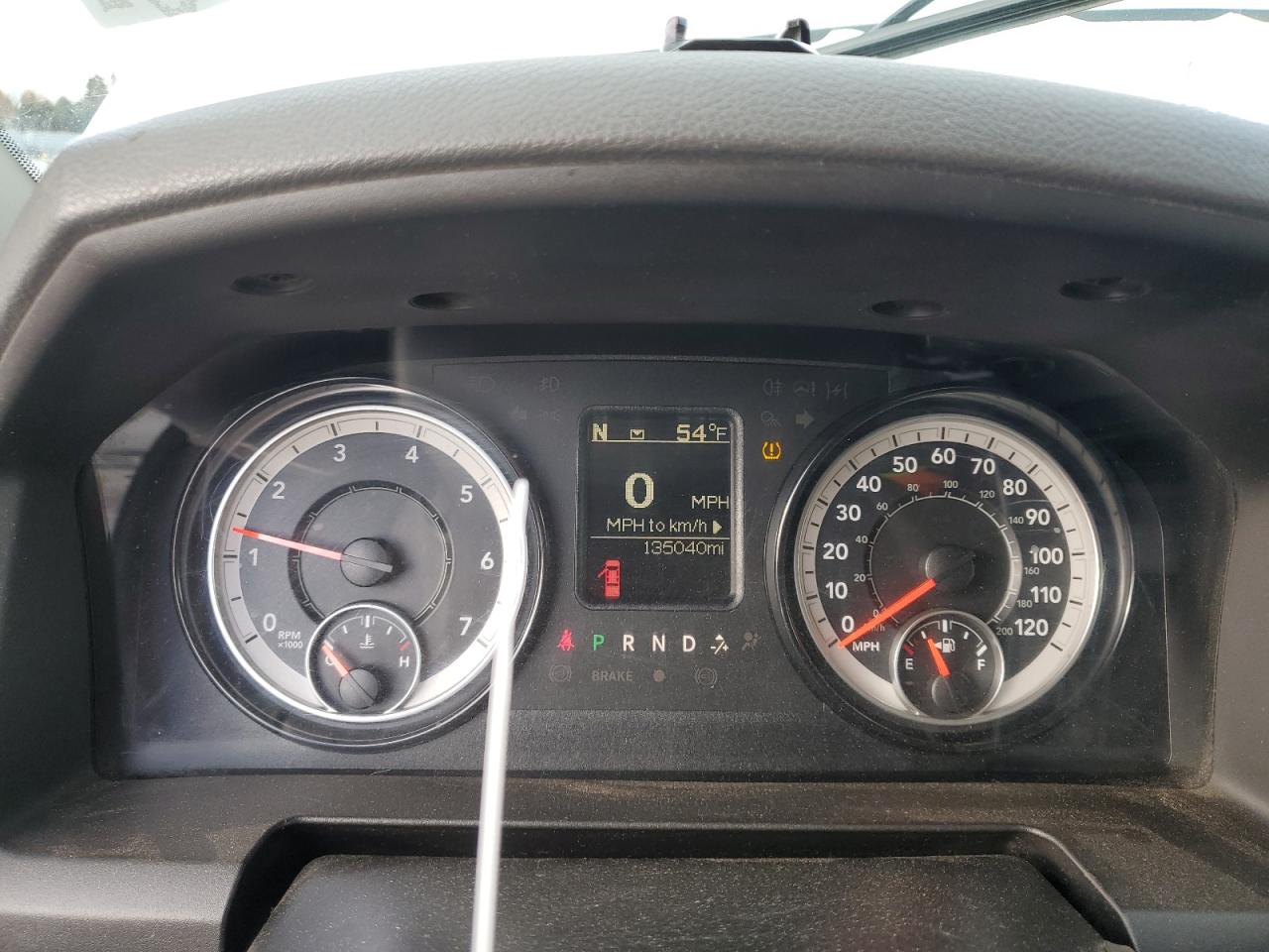 2018 RAM 2500 VIN 3C6UR5HJ6JG287964 Copart auction photo, rear end damage thumbnail 9